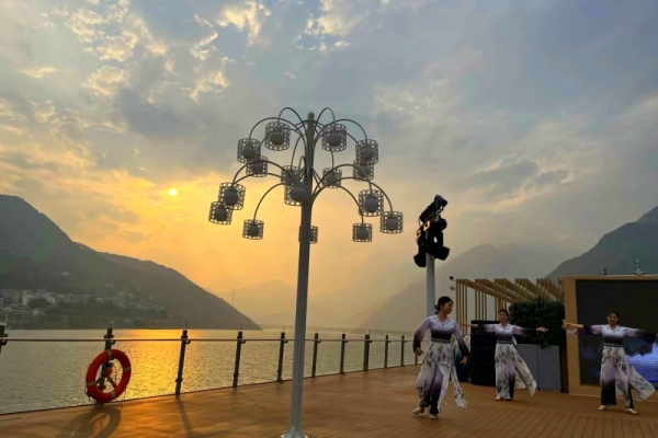 宜昌坐船到重慶一天時(shí)間能到嗎？多少錢？