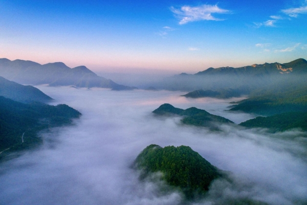 暑期避暑去哪里旅游？神農(nóng)架避暑攻略